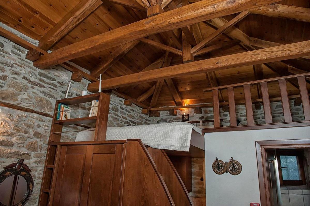 μountain Whispers Apartment Mouresi