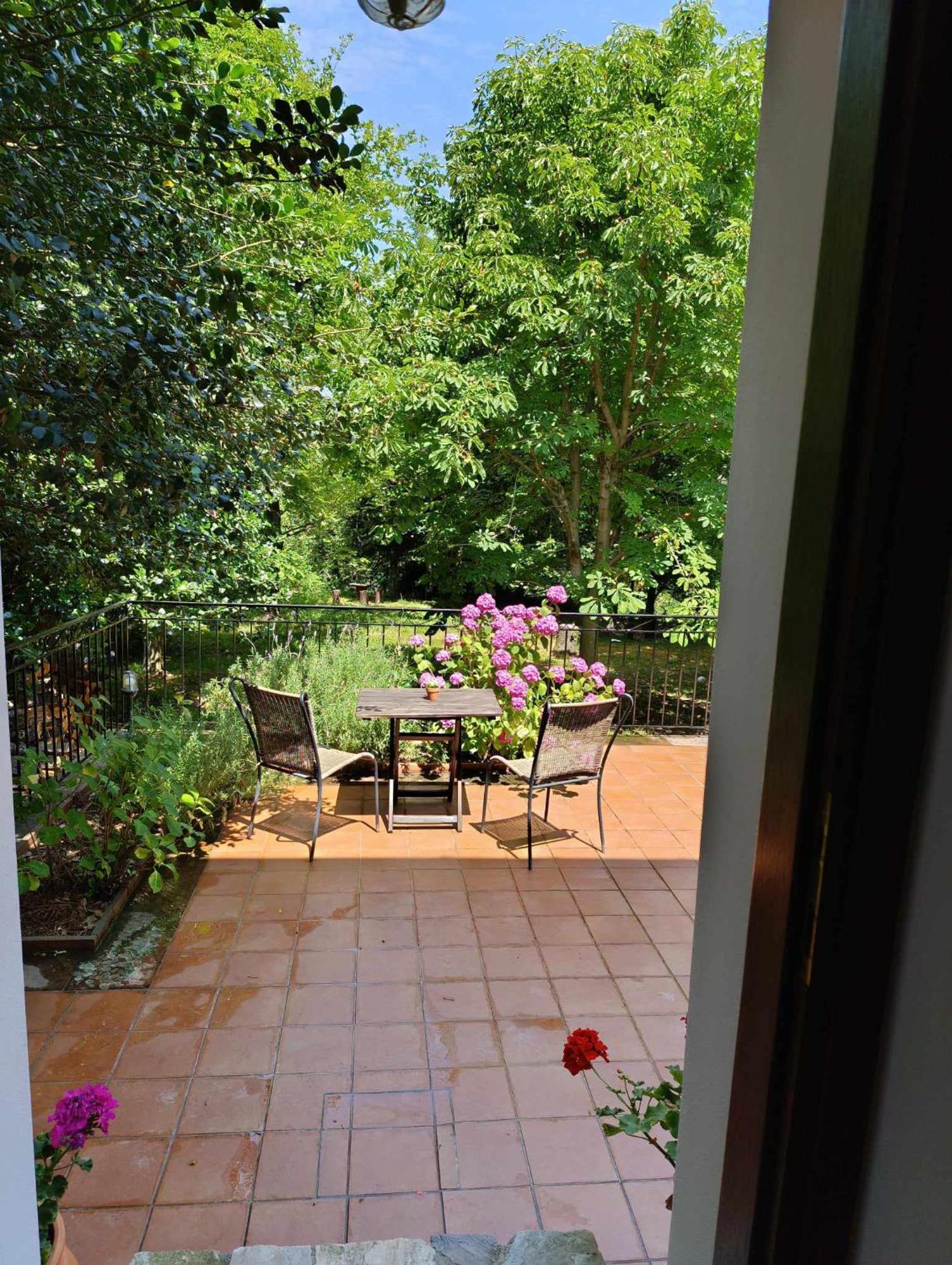 μountain Whispers Apartment Mouresi